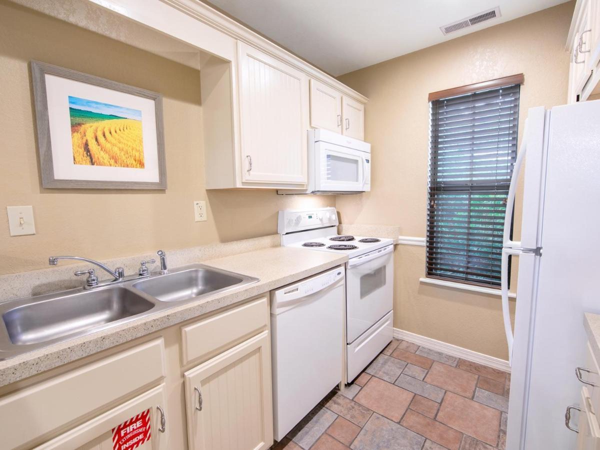 Holiday Inn Club Vacations Fox River Resort At Sheridan Extérieur photo