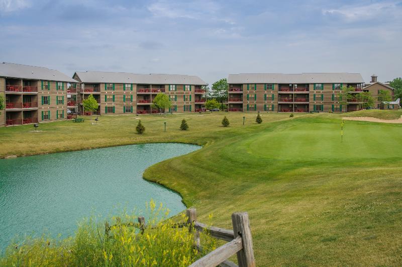 Holiday Inn Club Vacations Fox River Resort At Sheridan Extérieur photo